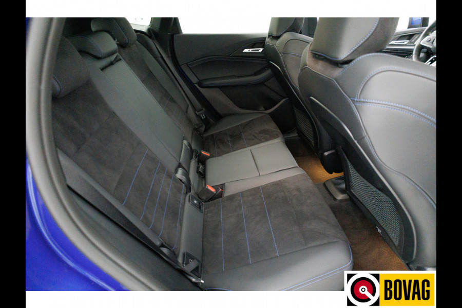 BMW 2 Serie Active Tourer 218i | M-Sport | 19 inch Individual Panoramadak | Harman Kardon | HUD Adaptive cruise, 360 Camera, PDC V+A,  El.verstelbare stoel met geheurgen, Elektrische achterklep, Keyless