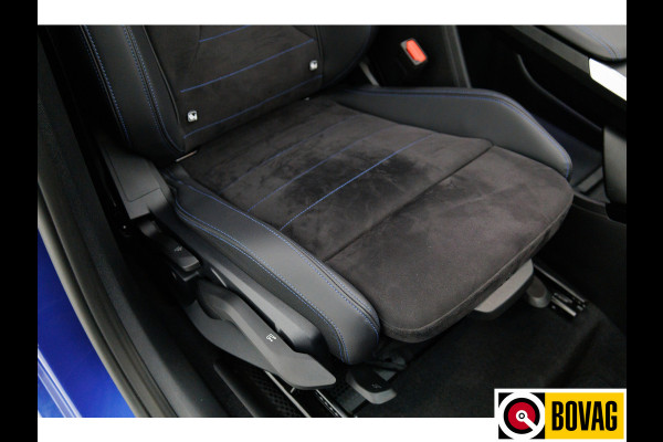 BMW 2 Serie Active Tourer 218i | M-Sport | 19 inch Individual Panoramadak | Harman Kardon | HUD Adaptive cruise, 360 Camera, PDC V+A,  El.verstelbare stoel met geheurgen, Elektrische achterklep, Keyless