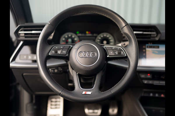 Audi A3 Limousine 35 TFSI S edition | S-Line | Matrix LED | Panodak | Stoelgeheugen | Camera | Prijs Rijklaar!!