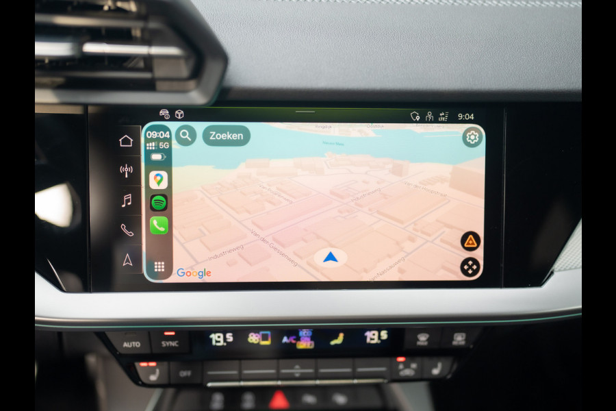 Audi A3 Limousine 35 TFSI S edition | S-Line | Matrix LED | Panodak | Stoelgeheugen | Camera | Prijs Rijklaar!!