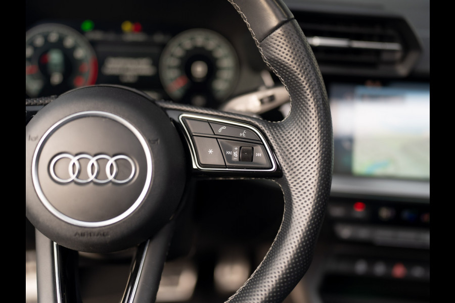 Audi A3 Limousine 35 TFSI S edition | S-Line | Matrix LED | Panodak | Stoelgeheugen | Camera | Prijs Rijklaar!!