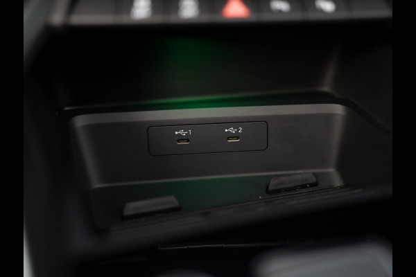 Audi A3 Limousine 35 TFSI S edition | S-Line | Matrix LED | Panodak | Stoelgeheugen | Camera | Prijs Rijklaar!!