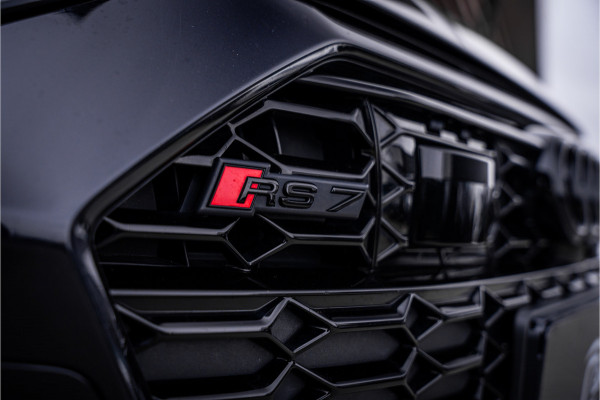Audi RS7 Sportback 4.0 TFSI quattro - Keramisch | Panorama | B&O | Stoelkoeling | Memory | 360 Camera