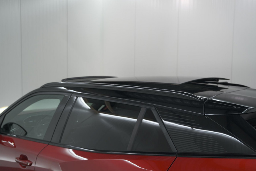 Peugeot 2008 PureTech 130 GT Pack | Panoramadak | Camera | Adaptieve Cruise Control | Stoelverwarming