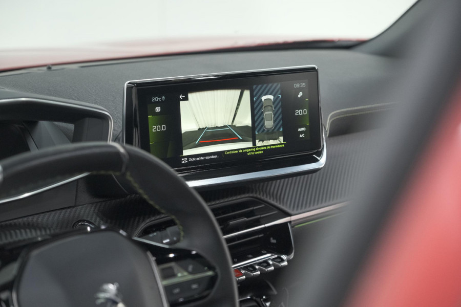 Peugeot 2008 PureTech 130 GT Pack | Panoramadak | Camera | Adaptieve Cruise Control | Stoelverwarming