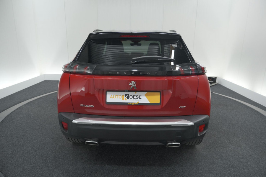Peugeot 2008 PureTech 130 GT Pack | Panoramadak | Camera | Adaptieve Cruise Control | Stoelverwarming