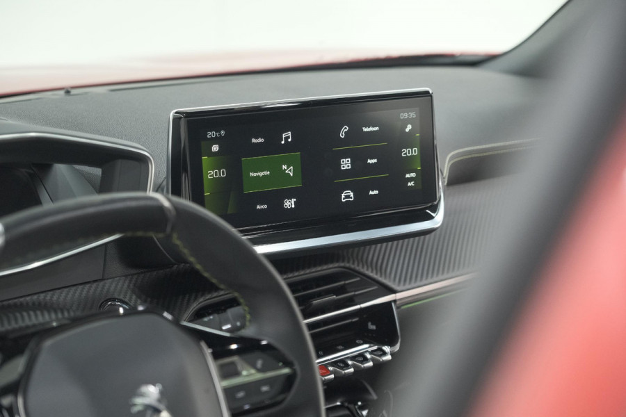 Peugeot 2008 PureTech 130 GT Pack | Panoramadak | Camera | Adaptieve Cruise Control | Stoelverwarming