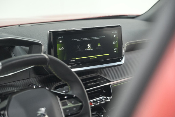 Peugeot 2008 PureTech 130 GT Pack | Panoramadak | Camera | Adaptieve Cruise Control | Stoelverwarming