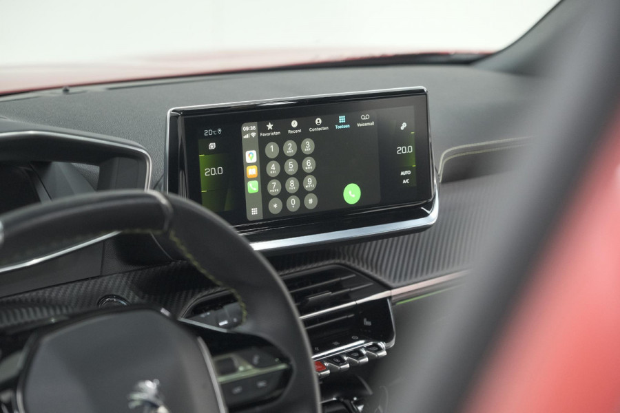 Peugeot 2008 PureTech 130 GT Pack | Panoramadak | Camera | Adaptieve Cruise Control | Stoelverwarming