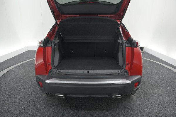 Peugeot 2008 PureTech 130 GT Pack | Panoramadak | Camera | Adaptieve Cruise Control | Stoelverwarming