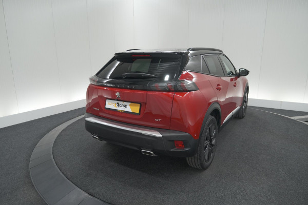 Peugeot 2008 PureTech 130 GT Pack | Panoramadak | Camera | Adaptieve Cruise Control | Stoelverwarming