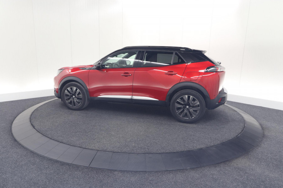 Peugeot 2008 PureTech 130 GT Pack | Panoramadak | Camera | Adaptieve Cruise Control | Stoelverwarming