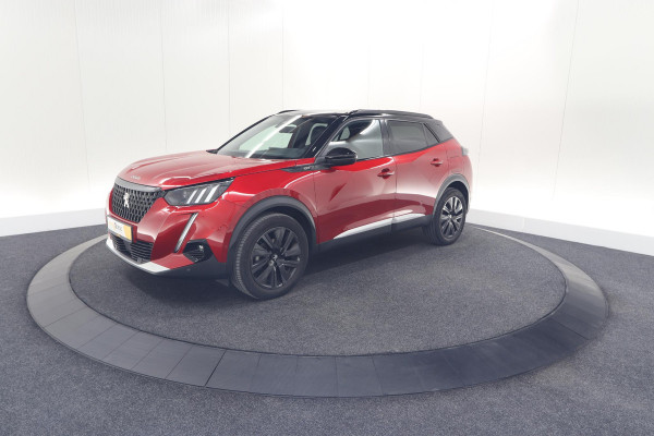 Peugeot 2008 PureTech 130 GT Pack | Panoramadak | Camera | Adaptieve Cruise Control | Stoelverwarming