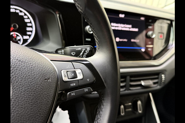 Volkswagen Polo 1.0 TSI R-line | Half leer | Sportstoelen | Airconditioning | Adaptieve cruise control | Trekhaak | Getint glas | Apple CarPlay