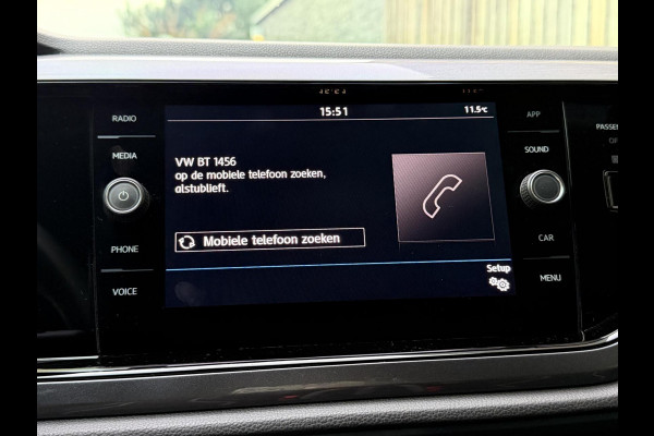 Volkswagen Polo 1.0 TSI R-line | Half leer | Sportstoelen | Airconditioning | Adaptieve cruise control | Trekhaak | Getint glas | Apple CarPlay