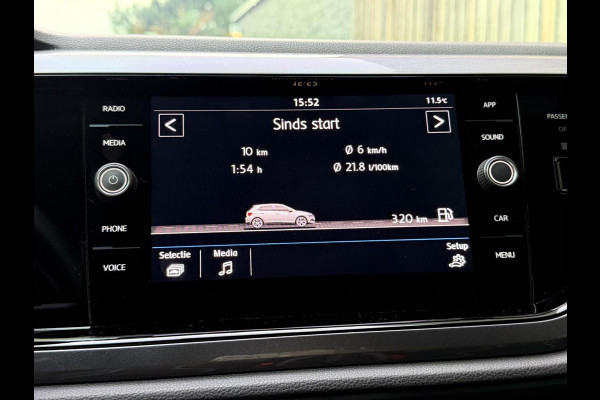 Volkswagen Polo 1.0 TSI R-line | Half leer | Sportstoelen | Airconditioning | Adaptieve cruise control | Trekhaak | Getint glas | Apple CarPlay