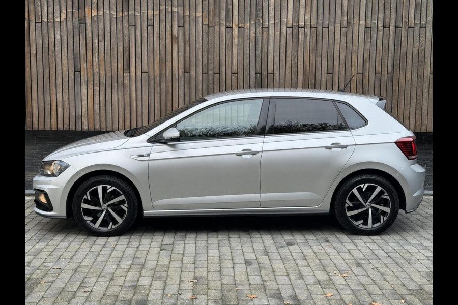 Volkswagen Polo 1.0 TSI R-line | Half leer | Sportstoelen | Airconditioning | Adaptieve cruise control | Trekhaak | Getint glas | Apple CarPlay