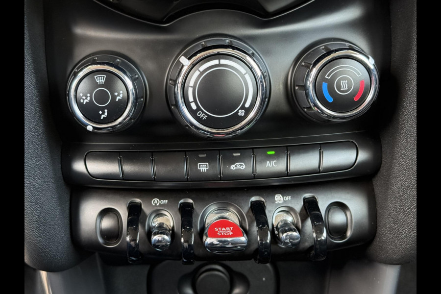 MINI Hatchback Cooper 3 deurs / Airconditioning / Elektrisch Pakket / DAB / 15 Inch / Chrome Line
