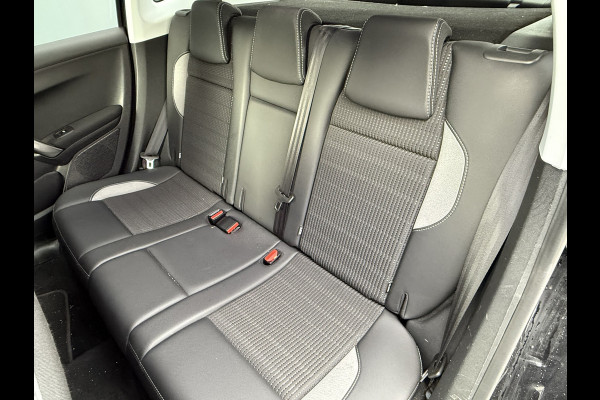 Peugeot 2008 BWJ 2019 | 1.2T 111pk Allure | TREKHAAK | CLIMA | NAVI | PDC | HALF LEER | CARPLAY | CAMERA A |