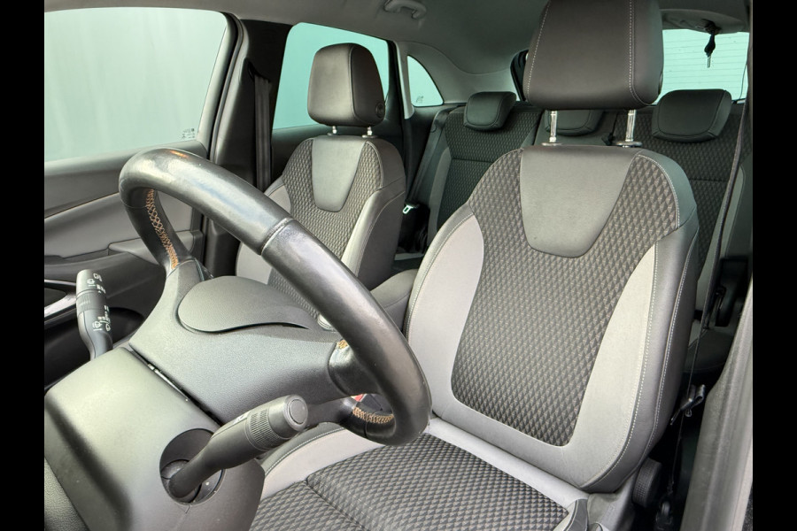Opel Crossland X BWJ 11-2019 | 1.2T 131PK Innovation AUTOMAAT | CLIMA | CAMERA | NAVI |  WINTERPAKKET | CARPLAY | PDC |