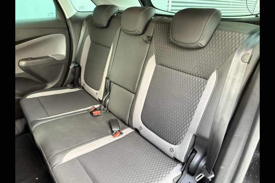 Opel Crossland X BWJ 11-2019 | 1.2T 131PK Innovation AUTOMAAT | CLIMA | CAMERA | NAVI |  WINTERPAKKET | CARPLAY | PDC |