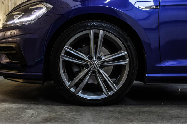 Volkswagen Golf 1.4 TSI Highline R-Line *Virtual*DSG*Massage*Led*