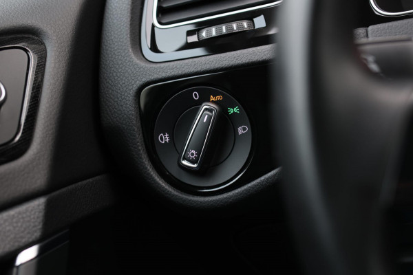 Volkswagen Golf 1.4 TSI Highline R-Line *Virtual*DSG*Massage*Led*