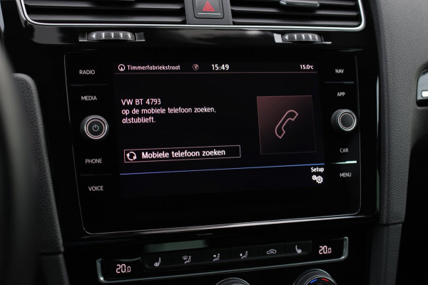 Volkswagen Golf 1.4 TSI Highline R-Line *Virtual*DSG*Massage*Led*