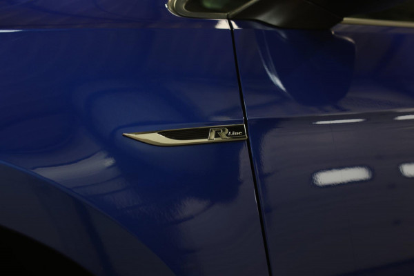 Volkswagen Golf 1.4 TSI Highline R-Line *Virtual*DSG*Massage*Led*