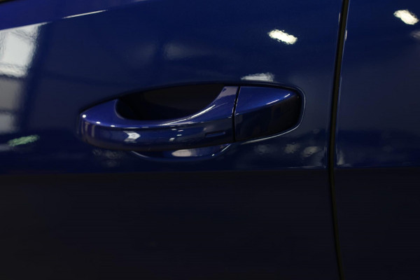 Volkswagen Golf 1.4 TSI Highline R-Line *Virtual*DSG*Massage*Led*