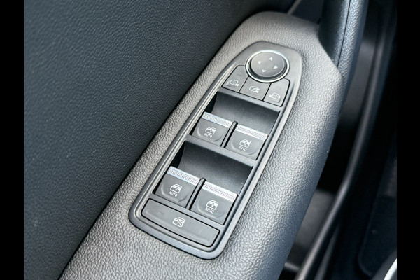 Renault Captur BWJ 2021 | 1.0 TCe 100PK Intens | PANO SCHUIFDAK | 360 CAMERA | CLIMA | NAVI | CARPLAY | LEDER/STOF |