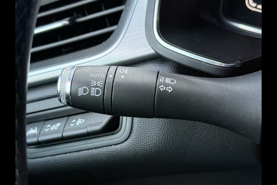 Renault Captur BWJ 2021 | 1.0 TCe 100PK Intens | PANO SCHUIFDAK | 360 CAMERA | CLIMA | NAVI | CARPLAY | LEDER/STOF |