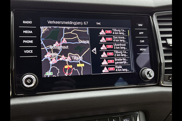 Škoda Kodiaq 1.5 TSI Ambition Business(NL-auto, Dealer OnderH, Trekhaak, Carplay, StoelV V+A, Navi, PDC, Cruise Con, Etc)