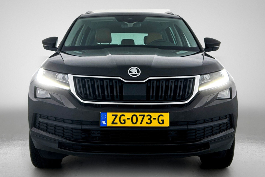 Škoda Kodiaq 1.5 TSI Ambition Business(NL-auto, Dealer OnderH, Trekhaak, Carplay, StoelV V+A, Navi, PDC, Cruise Con, Etc)