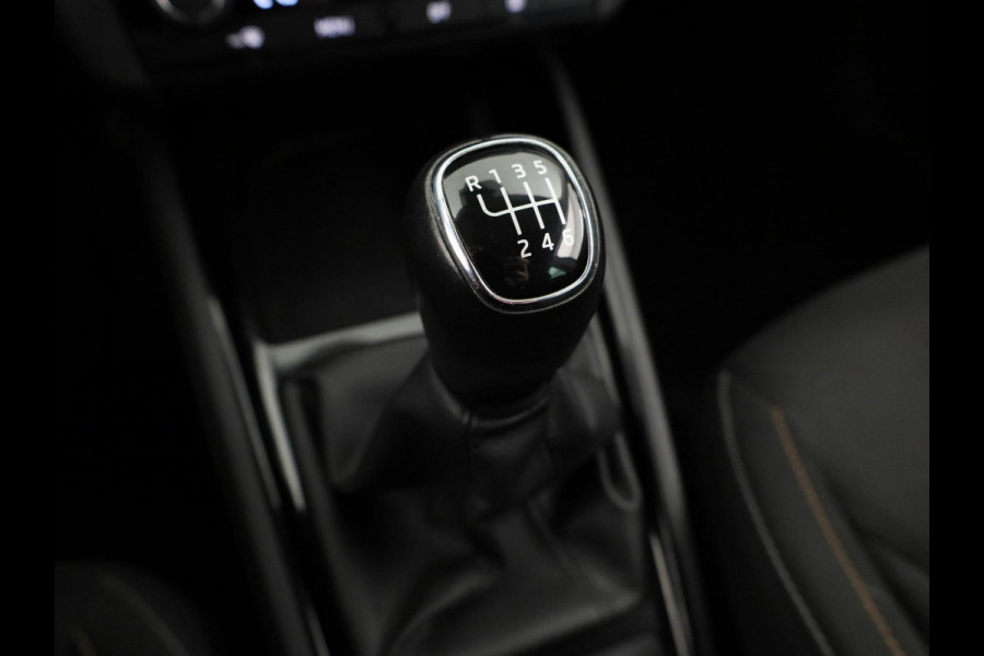 Škoda SCALA 1.0 TSI Ambition 110 pk | Navigatie via App | Parkeersensoren achter | LED koplampen | Apple Carplay/Android Auto |