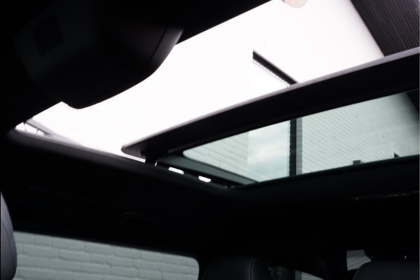 Mercedes-Benz V-Klasse 250d Lang / AMG / DC / Panorama / 2x Elec Schuifdeur / Burmester / Camera / NIEUWSTAAT