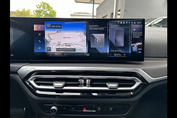 BMW 3 Serie Touring 330e M-SPORT ** ADAPT. LED, HALF-LEDER, HuD, ACC, SHADOW LINE, H&K SOUND, 19-inch LMV ** 1e EIG - UNFALLFREI ** ** INFORMEER OOK NAAR ONZE AANTREKKELIJKE FINANCIAL-LEASE TARIEVEN **