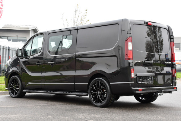 Renault Trafic 2.0 170 L2H1 DC Black Edition Extra Cruise, Camera, Carplay, LED, 170pk, Stoelverwarming, 2 x Schuifdeur, NAVI, Automaat, Clima, Uniek!