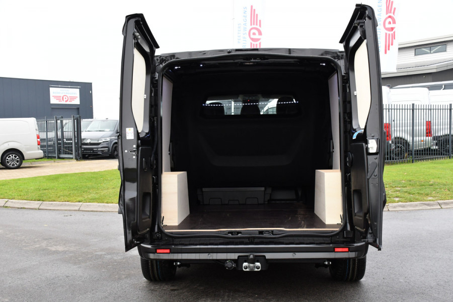 Renault Trafic 2.0 170 L2H1 DC Black Edition Extra Cruise, Camera, Carplay, LED, 170pk, Stoelverwarming, 2 x Schuifdeur, NAVI, Automaat, Clima, Uniek!