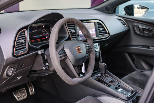 Seat León ST 2.0 TSI 4DRIVE CUPRA R *Carbon*Pano*DCC*Beats*Keyless*