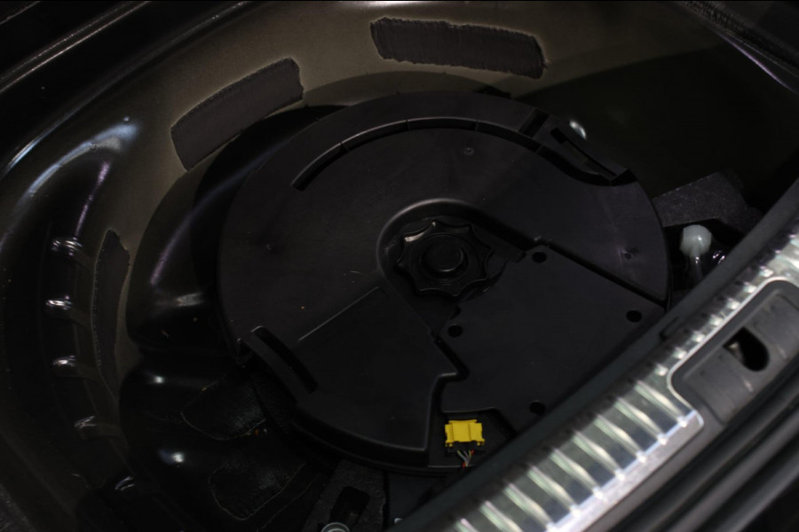 Seat León ST 2.0 TSI 4DRIVE CUPRA R *Carbon*Pano*DCC*Beats*Keyless*