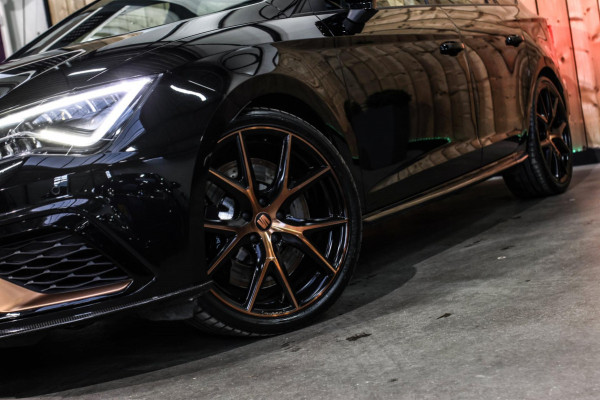 Seat León ST 2.0 TSI 4DRIVE CUPRA R *Carbon*Pano*DCC*Beats*Keyless*