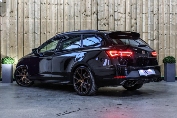 Seat León ST 2.0 TSI 4DRIVE CUPRA R *Carbon*Pano*DCC*Beats*Keyless*