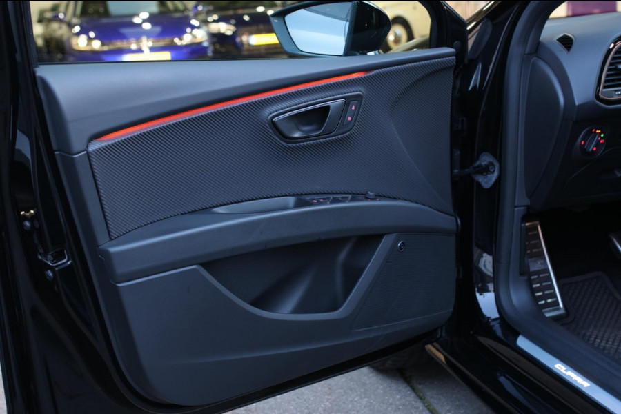 Seat León ST 2.0 TSI 4DRIVE CUPRA R *Carbon*Pano*DCC*Beats*Keyless*