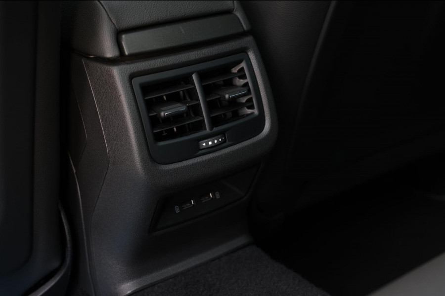 Seat León ST 2.0 TSI 4DRIVE CUPRA R *Carbon*Pano*DCC*Beats*Keyless*