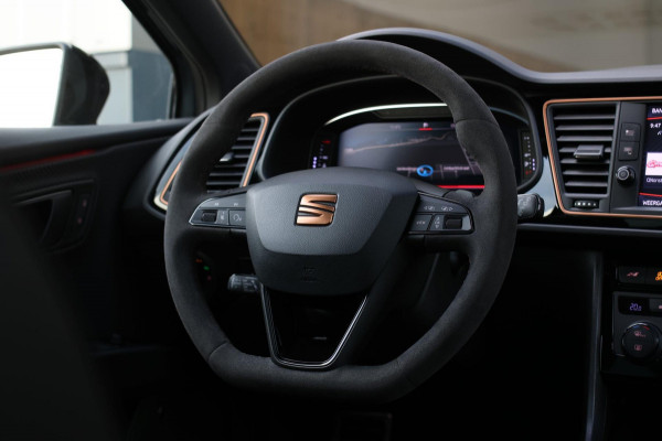Seat León ST 2.0 TSI 4DRIVE CUPRA R *Carbon*Pano*DCC*Beats*Keyless*