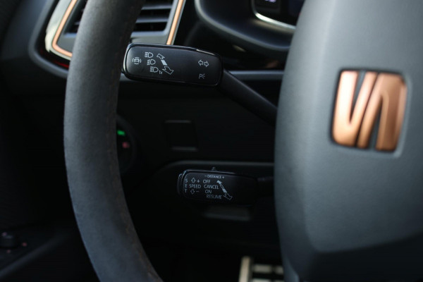 Seat León ST 2.0 TSI 4DRIVE CUPRA R *Carbon*Pano*DCC*Beats*Keyless*