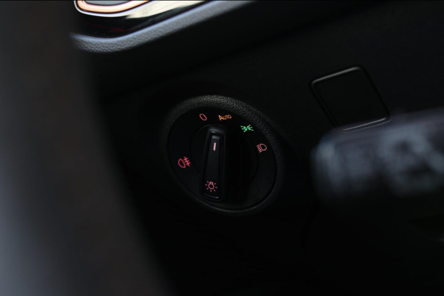 Seat León ST 2.0 TSI 4DRIVE CUPRA R *Carbon*Pano*DCC*Beats*Keyless*