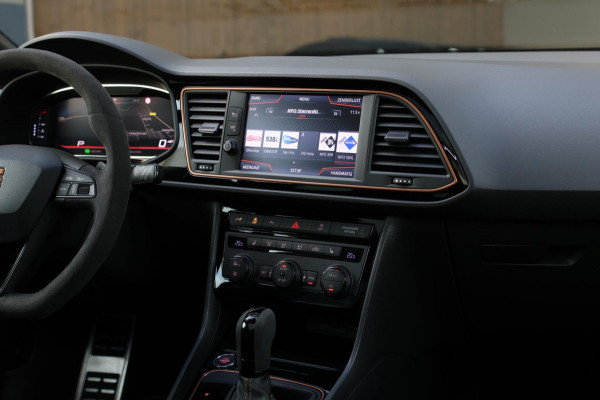 Seat León ST 2.0 TSI 4DRIVE CUPRA R *Carbon*Pano*DCC*Beats*Keyless*