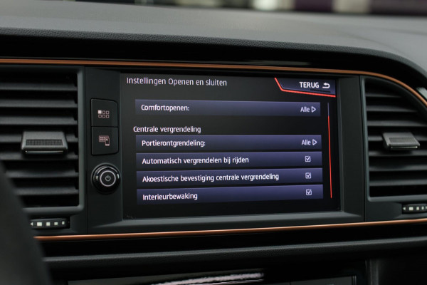 Seat León ST 2.0 TSI 4DRIVE CUPRA R *Carbon*Pano*DCC*Beats*Keyless*